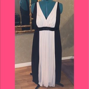 Torrid Pink Black W/Sequin Formal type dress SZ 20